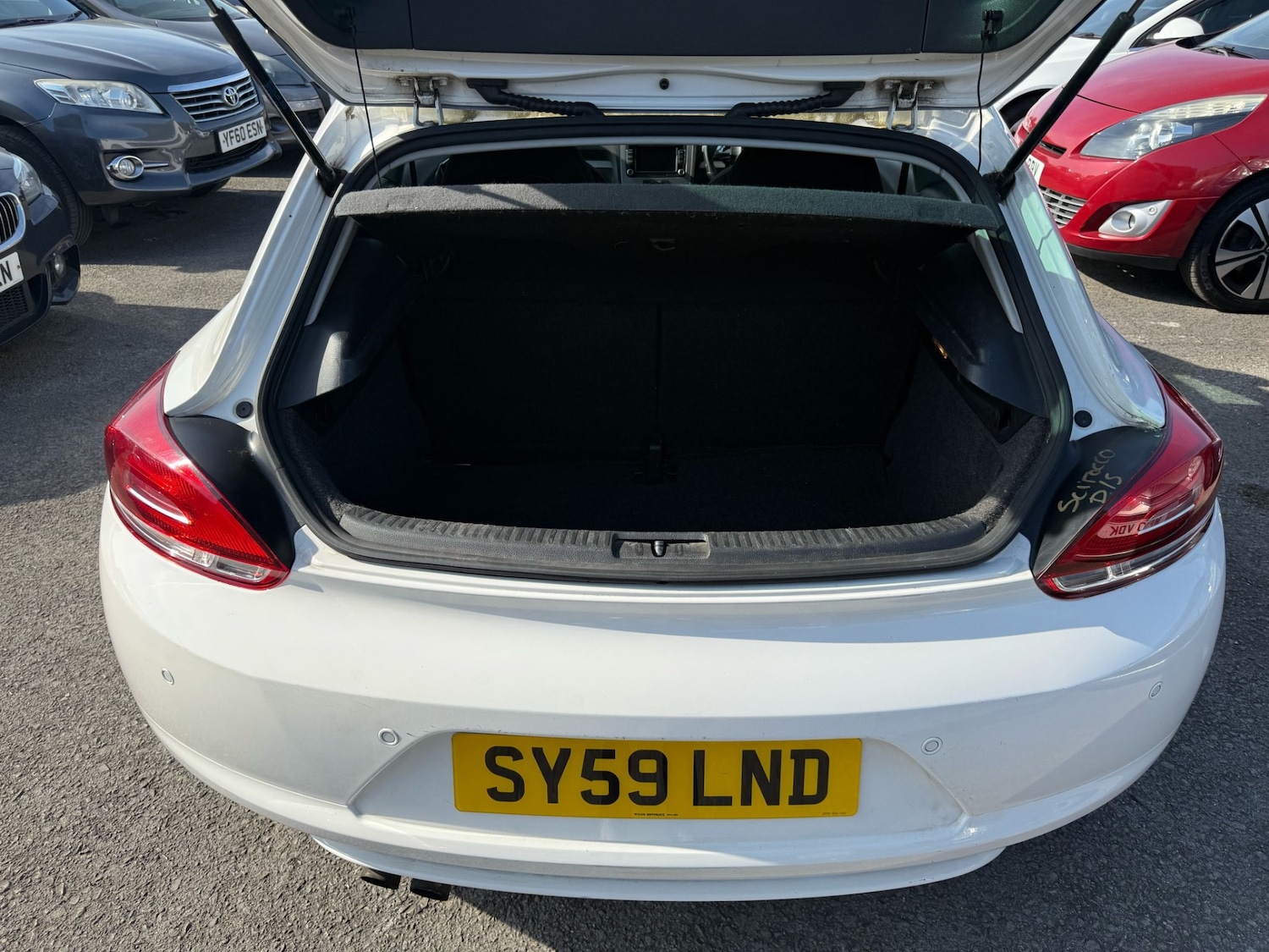 Used Volkswagen Scirocco 2009 for sale - 77502950: Photo 6