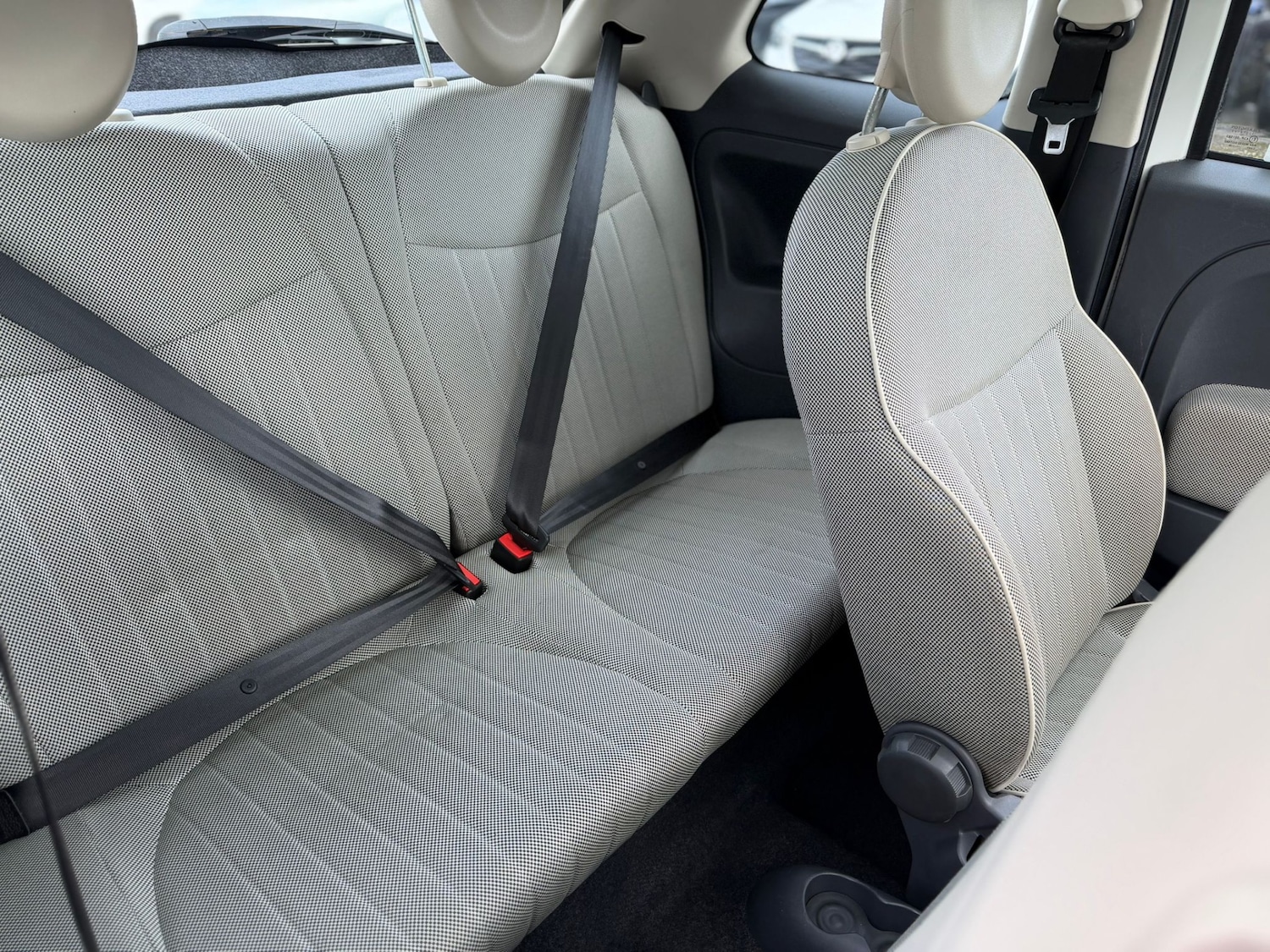 Used Fiat 500 2011 for sale - 77640298: Photo 10