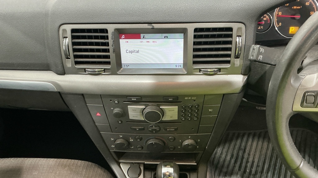 Used Vauxhall Signum 2006 for sale - 77931377: Photo 10