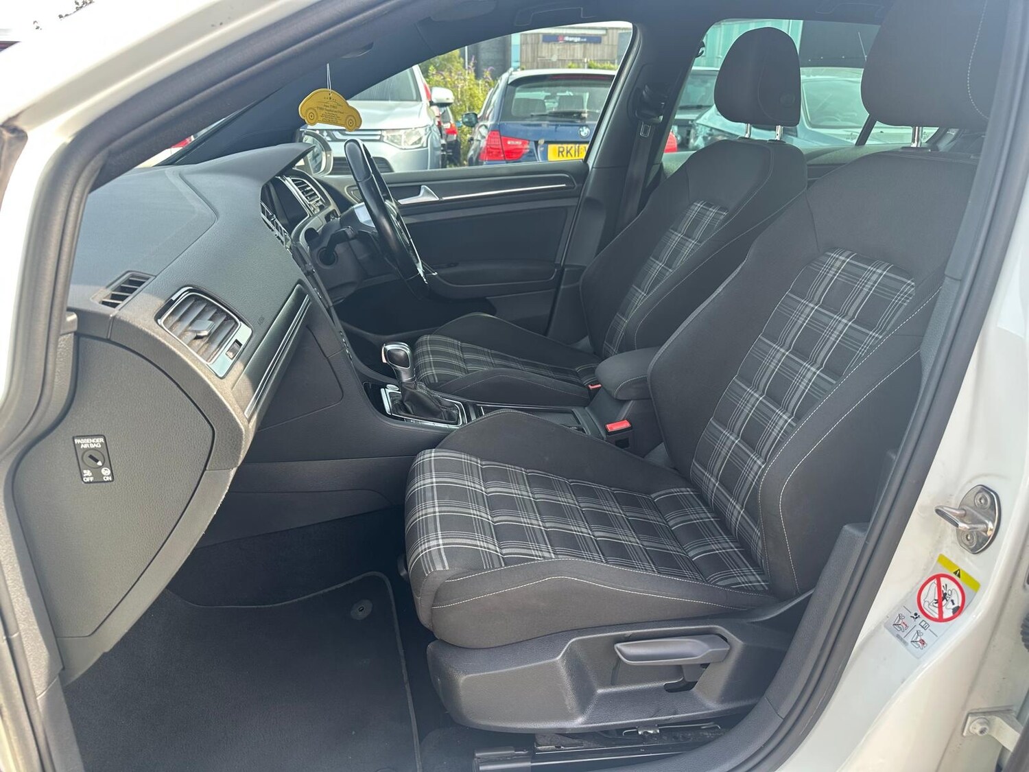 Used Volkswagen Golf 2019 for sale - 77502687: Photo 14