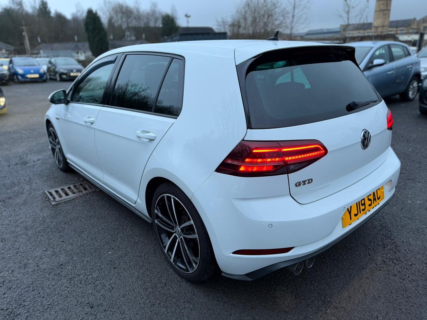 Used Volkswagen Golf 2019 for sale - 77502687: Photo 4