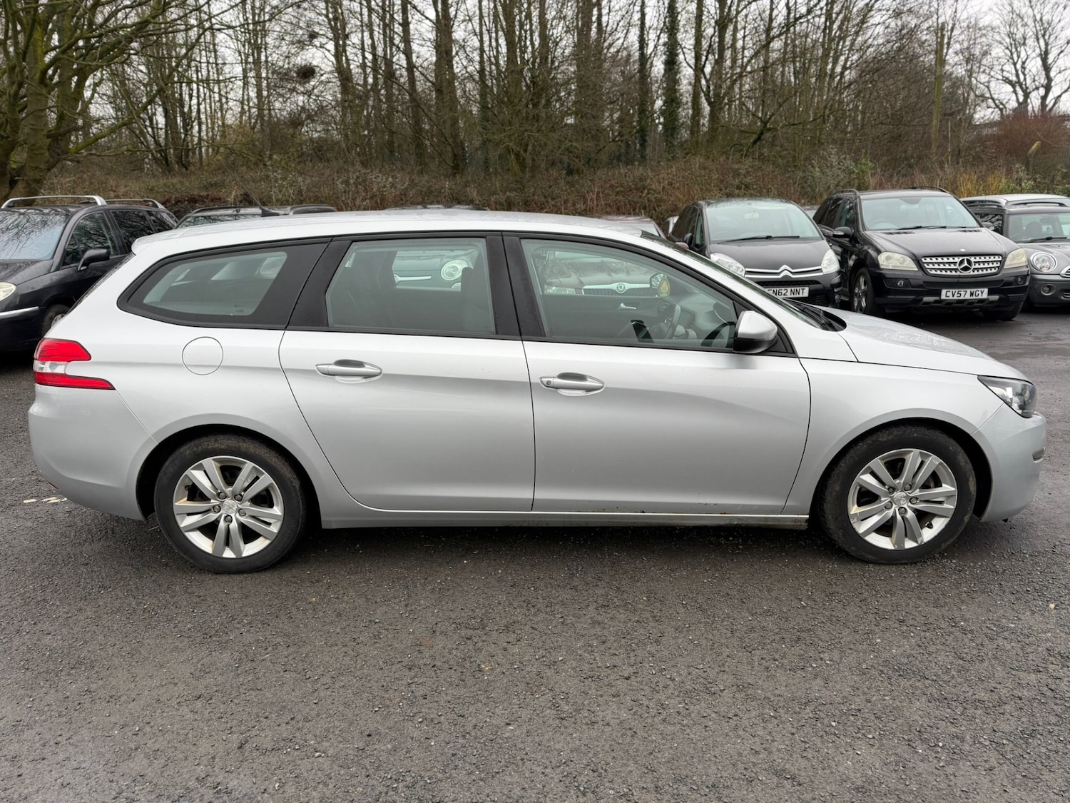 Used Peugeot 308 2016 for sale - 77418561: Photo 8