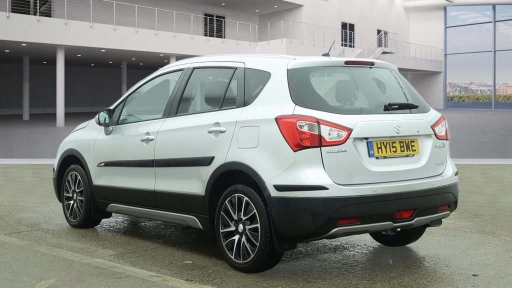 Used Suzuki SX4 S-Cross 2015 for sale - 77630168: Photo 3