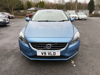 Used Volvo V40 2015 for sale - 77617911: Photo