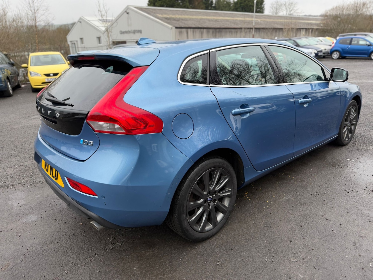 Used Volvo V40 2015 for sale - 77617911: Photo 6