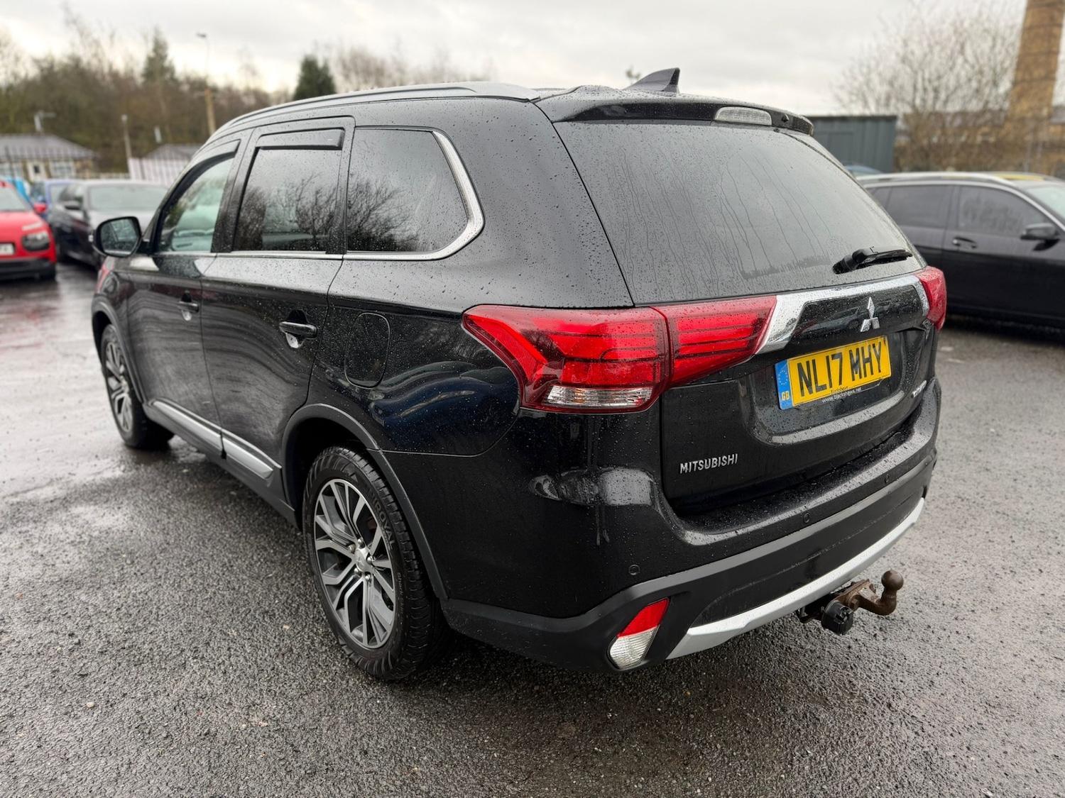 Used Mitsubishi Outlander 2017 for sale - 77618316: Photo 4