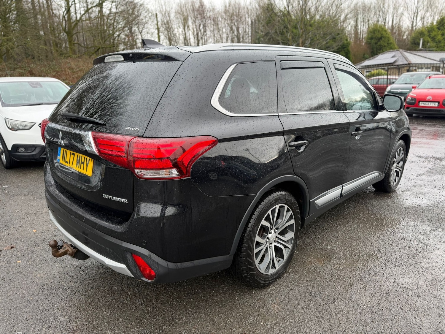 Used Mitsubishi Outlander 2017 for sale - 77618316: Photo 8