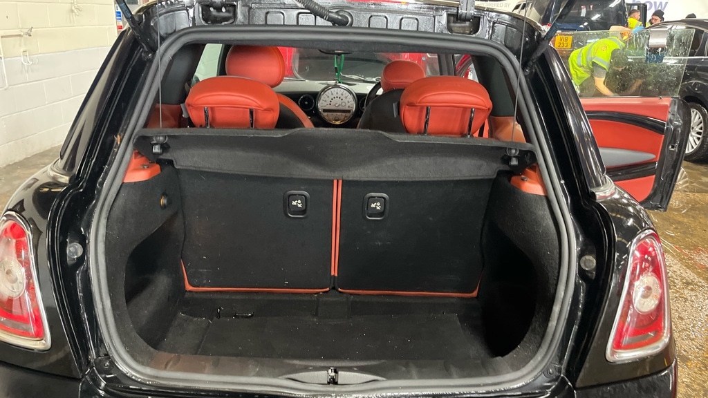 Used MINI Hatch 2010 for sale - 77931749: Photo 7