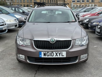 Used Skoda Superb 2010 for sale - 77432657: Photo