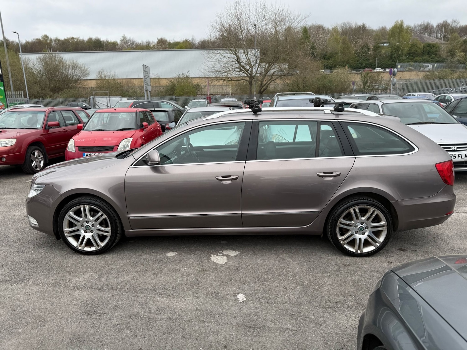 Used Skoda Superb 2010 for sale - 77432657: Photo 4