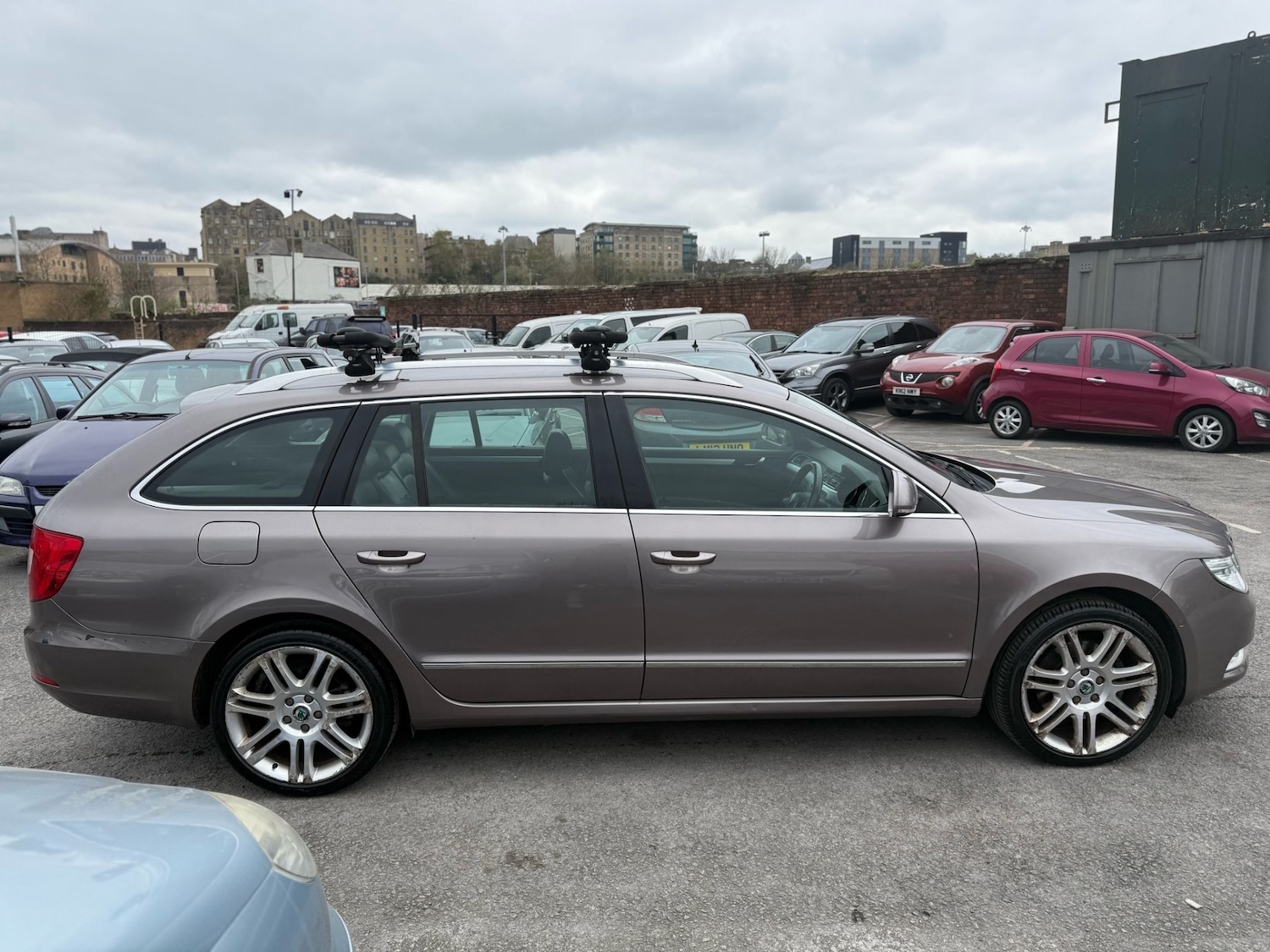 Used Skoda Superb 2010 for sale - 77432657: Photo 5