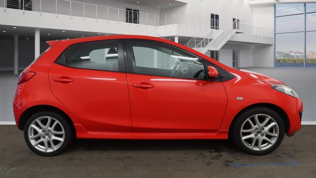 Used Mazda Mazda2 2013 for sale - 77931673: Photo 5