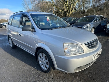 Kia Carens feature image