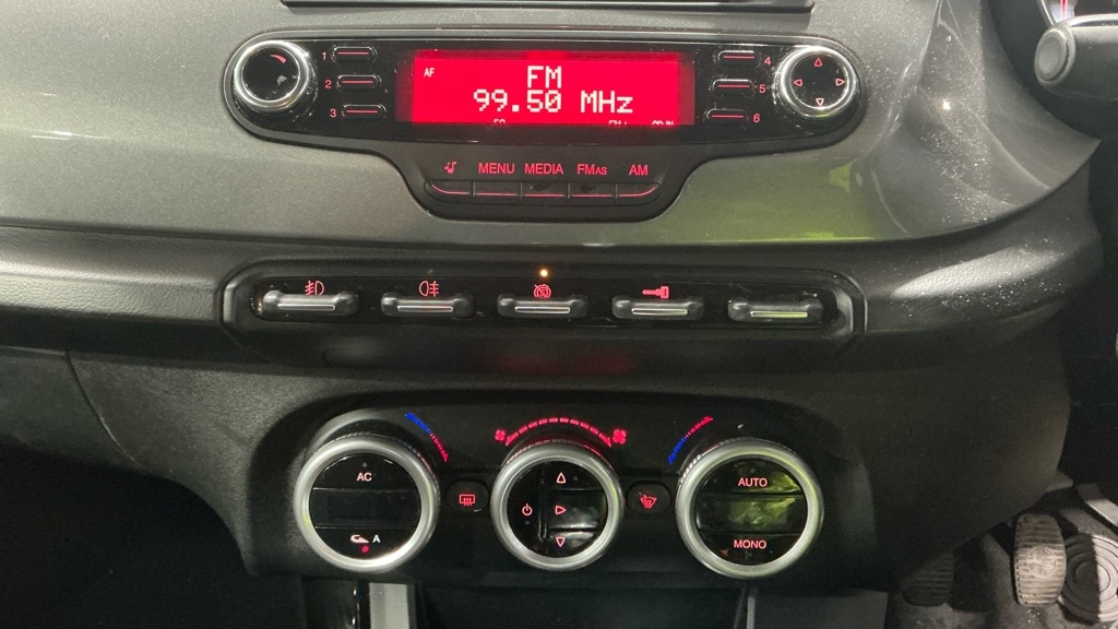 Used Alfa Romeo Giulietta 2013 for sale - 77517793: Photo 11