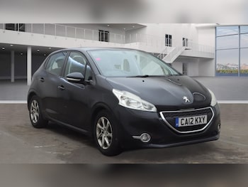 Used Peugeot 208 2012 for sale - 77664950: Photo
