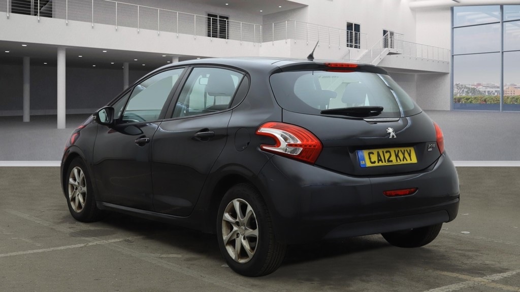 Used Peugeot 208 2012 for sale - 77664950: Photo 3