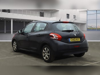 Used Peugeot 208 2012 for sale - 77664950: Photo