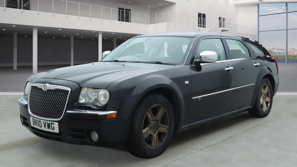 Used Chrysler 300C 2010 for sale - 78079345: Photo 2