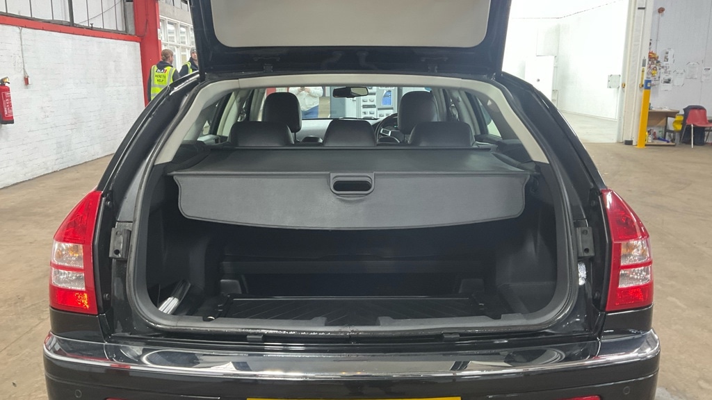 Used Chrysler 300C 2010 for sale - 78079345: Photo 7