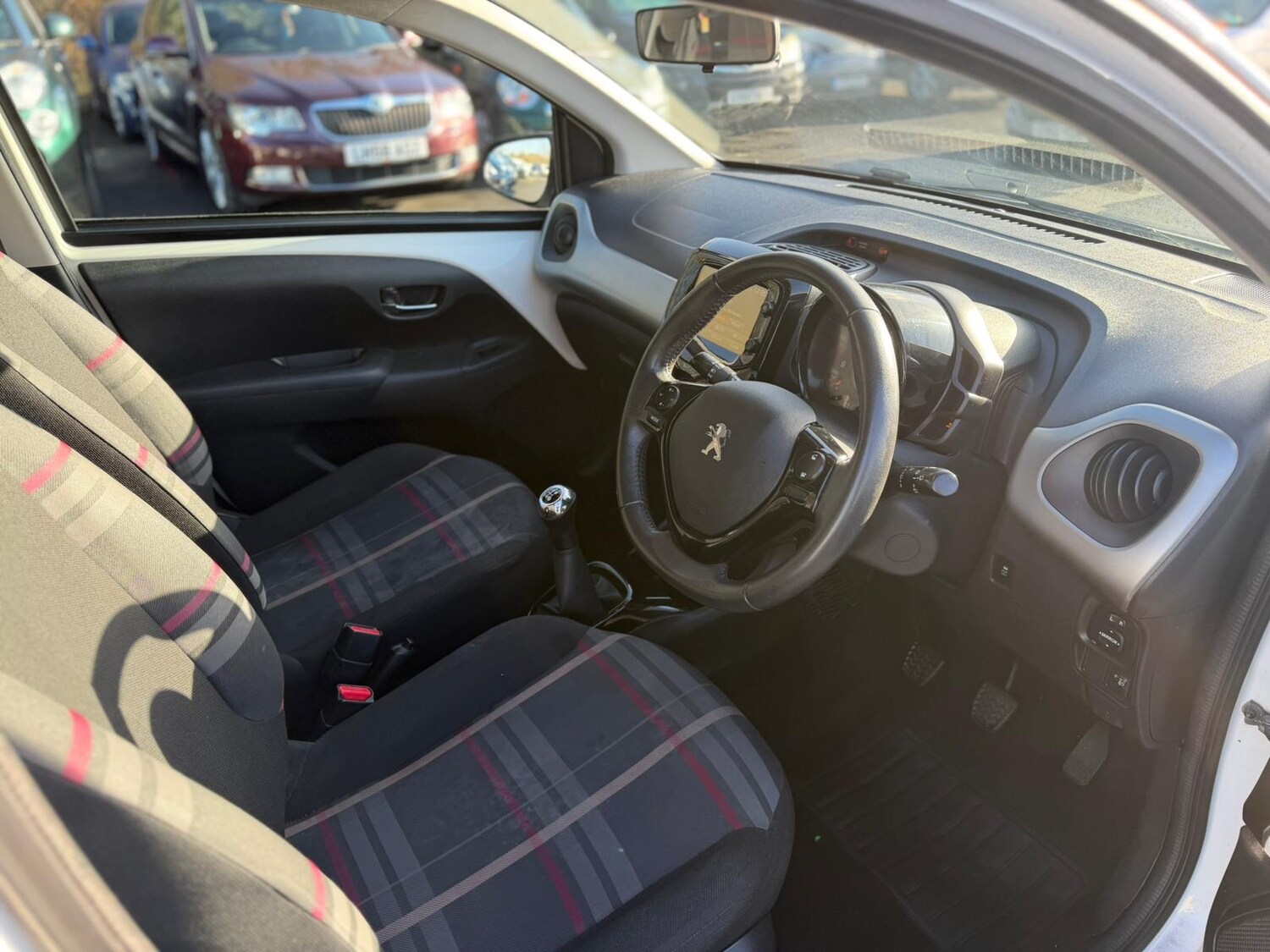 Used Peugeot 108 2015 for sale - 77404871: Photo 10