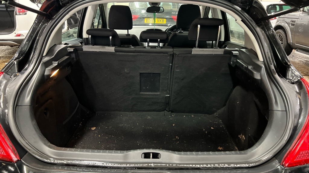 Used Peugeot 308 2012 for sale - 77434956: Photo 11