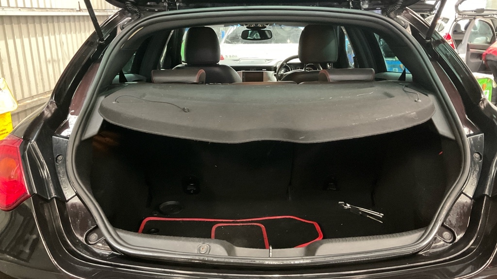 Used Alfa Romeo Giulietta 2011 for sale - 77435878: Photo 9