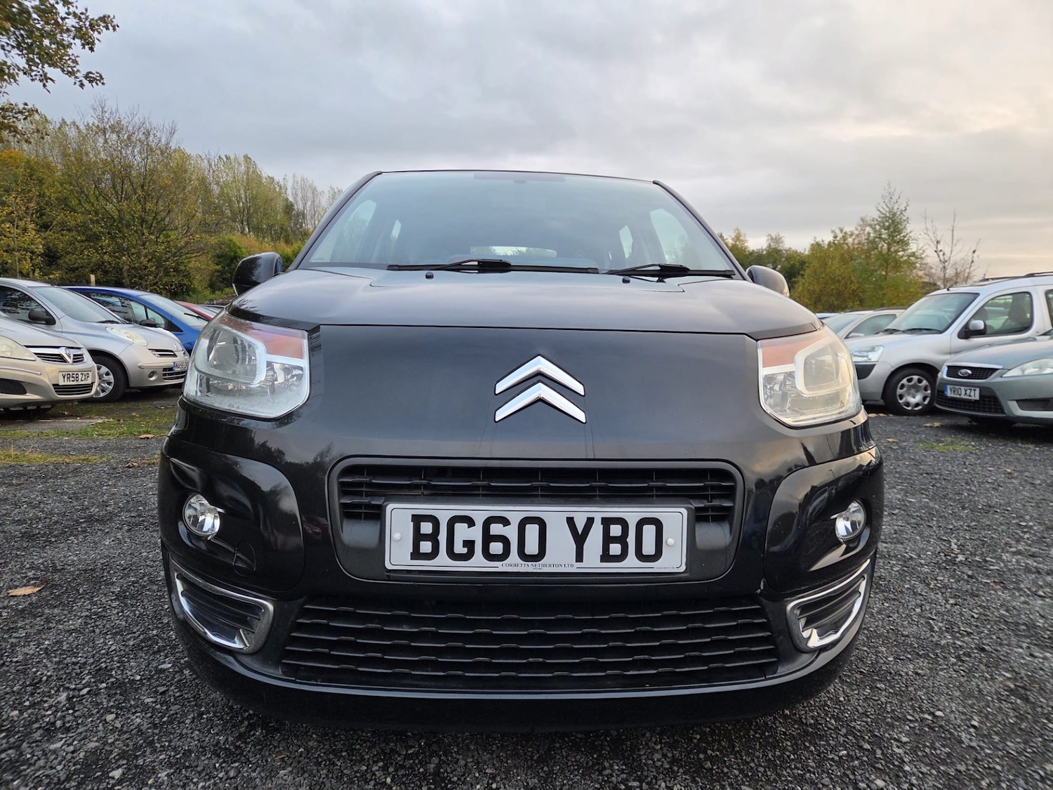 Used Citroen C3 Picasso 2010 for sale - 77432268: Photo 2