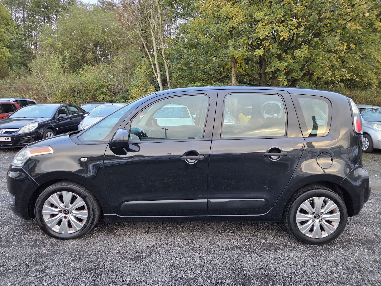 Used Citroen C3 Picasso 2010 for sale - 77432268: Photo 5