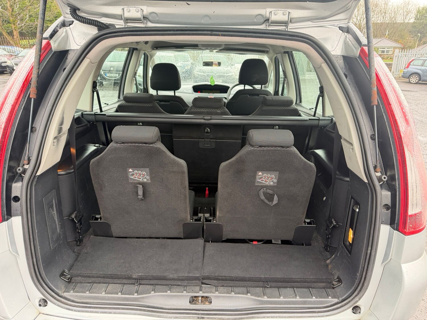 Used Citroen Grand C4 Picasso 2011 for sale - 77846519: Photo 12