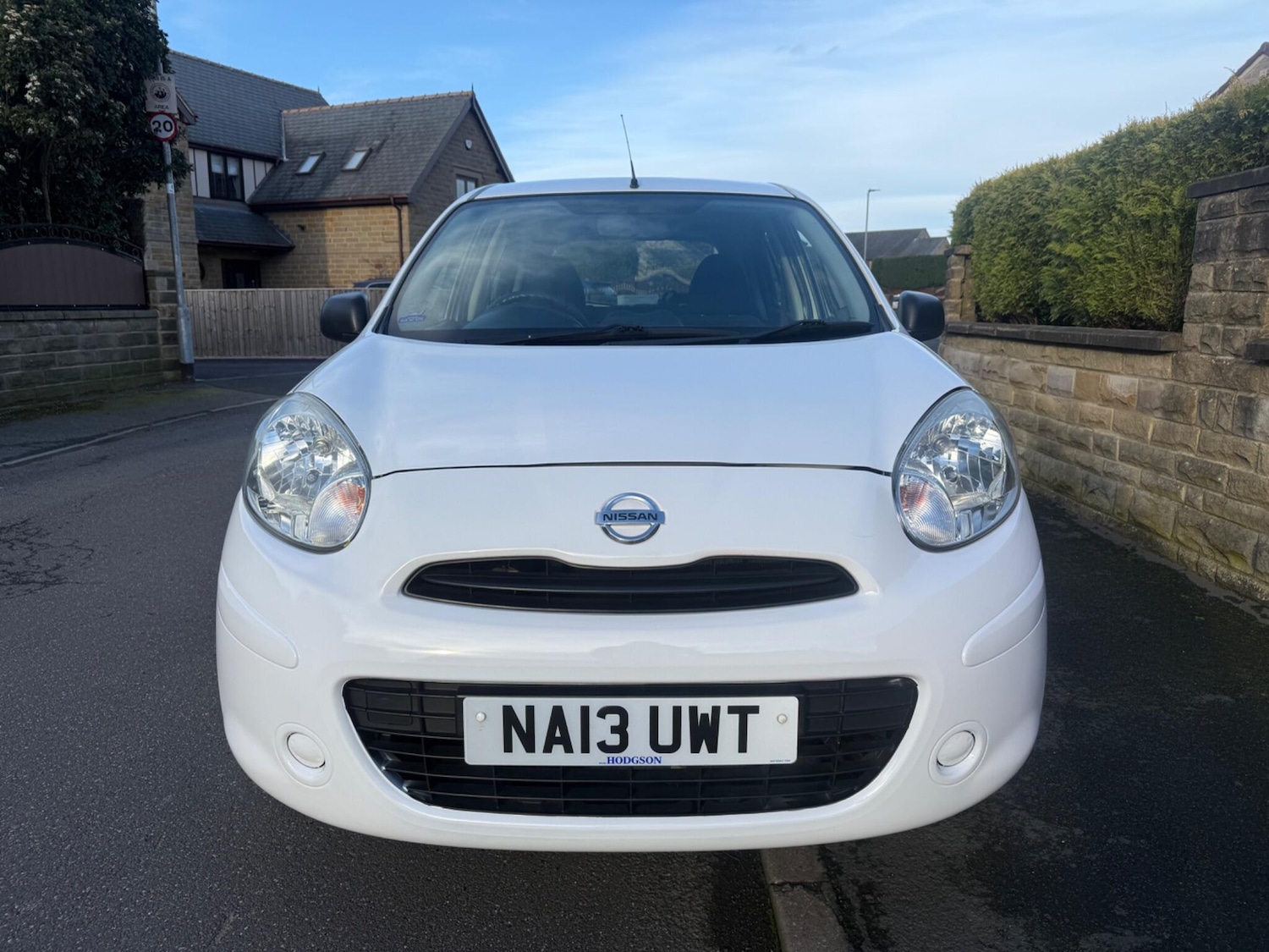 Used Nissan Micra 2013 for sale - 77637434: Photo 2