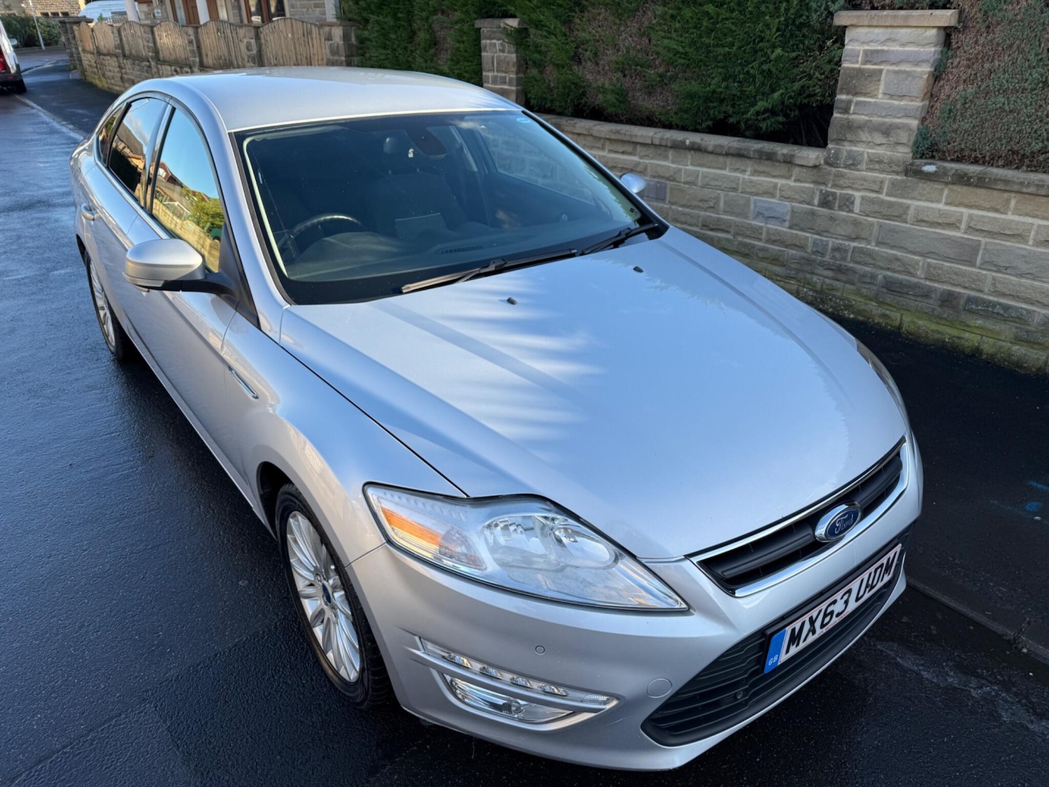 Used Ford Mondeo 2013 for sale - 77130749: Photo 2