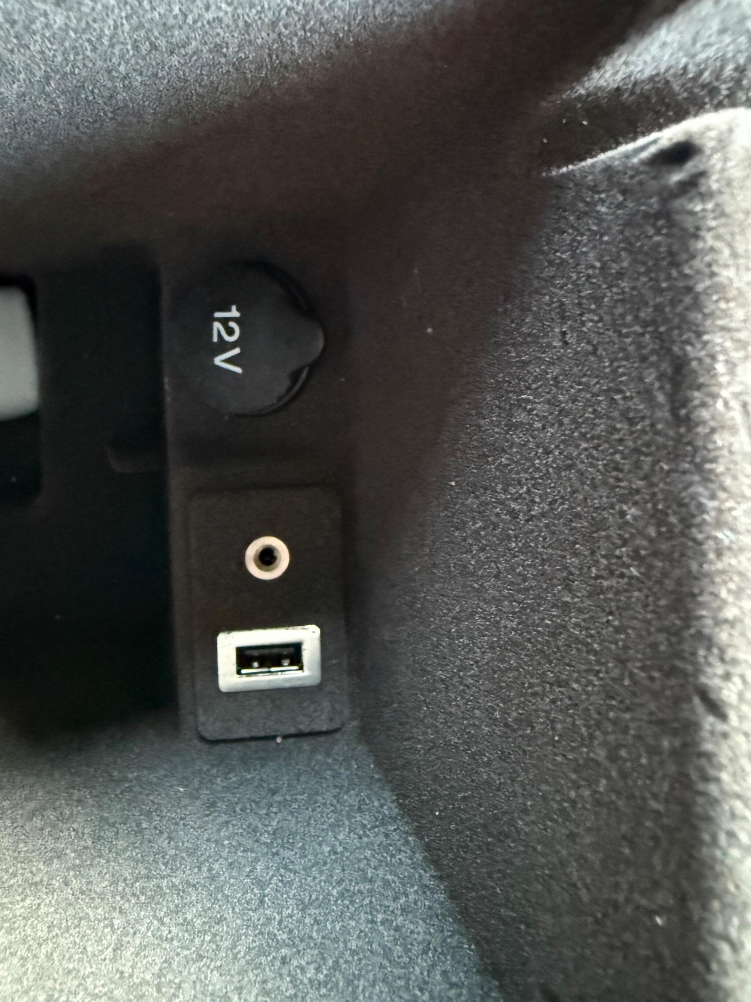 Used Ford Mondeo 2013 for sale - 77130749: Photo 31