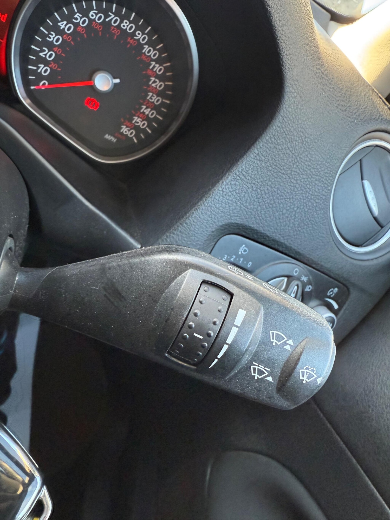 Used Ford Mondeo 2013 for sale - 77130749: Photo 34