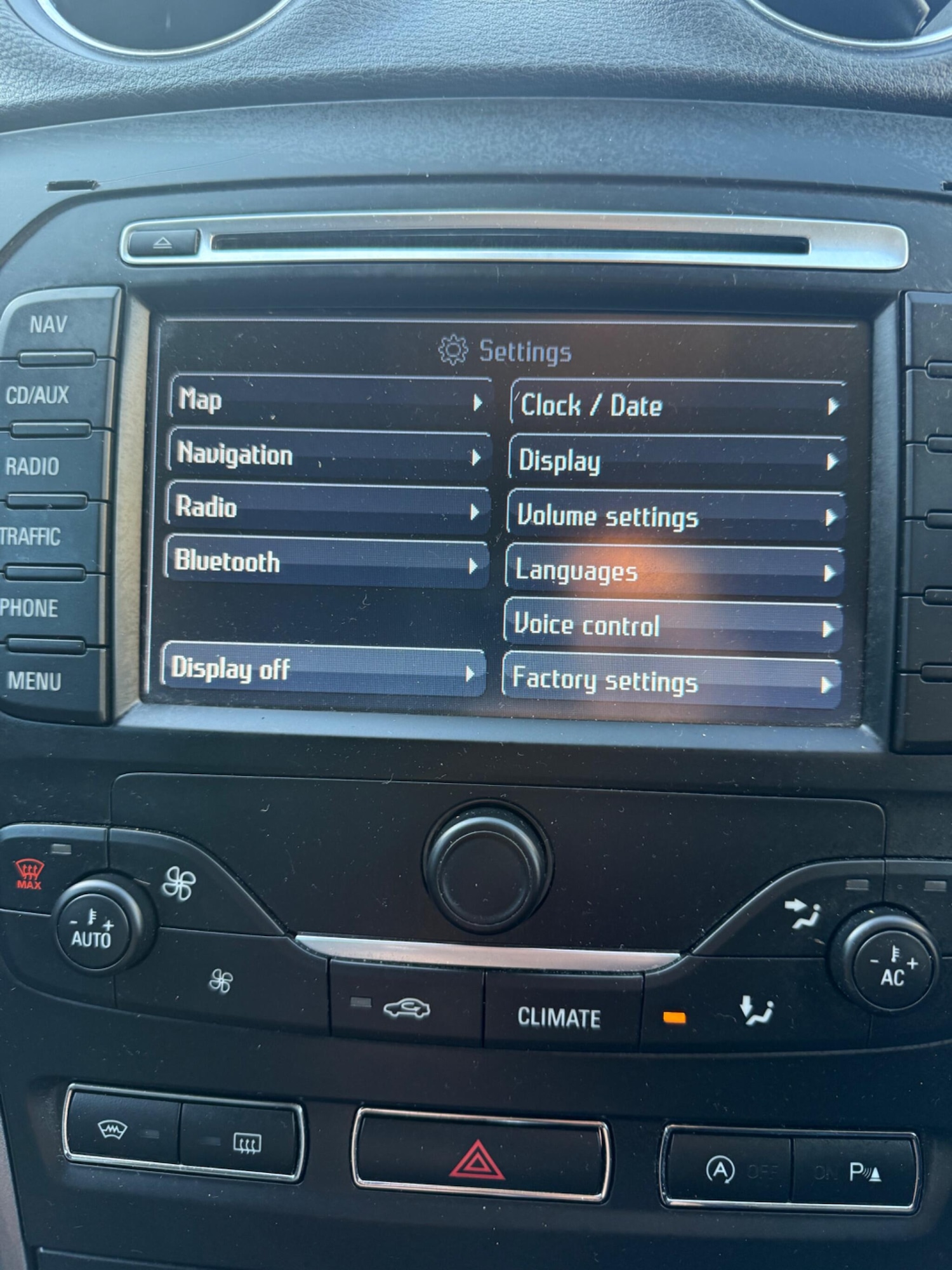 Used Ford Mondeo 2013 for sale - 77130749: Photo 38