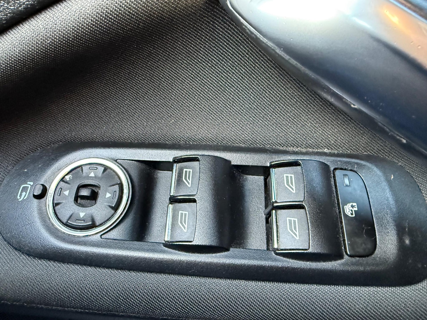 Used Ford Mondeo 2013 for sale - 77130749: Photo 47