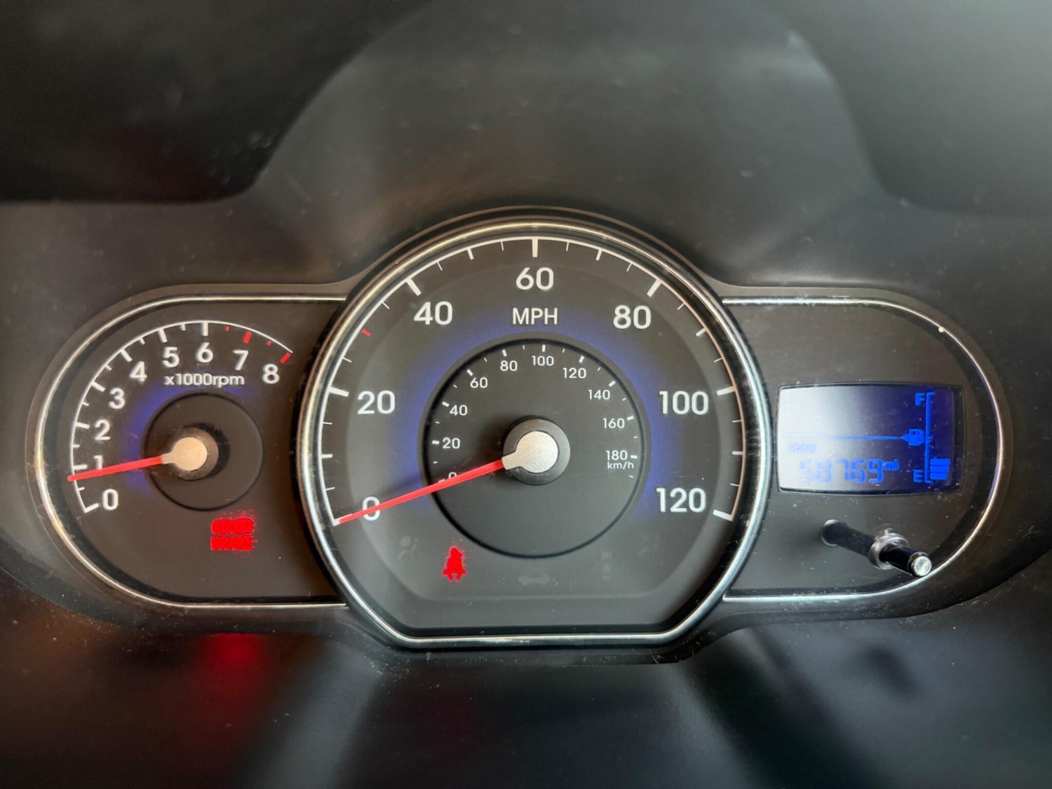 Used Hyundai i10 for sale - 77769079: Photo 32