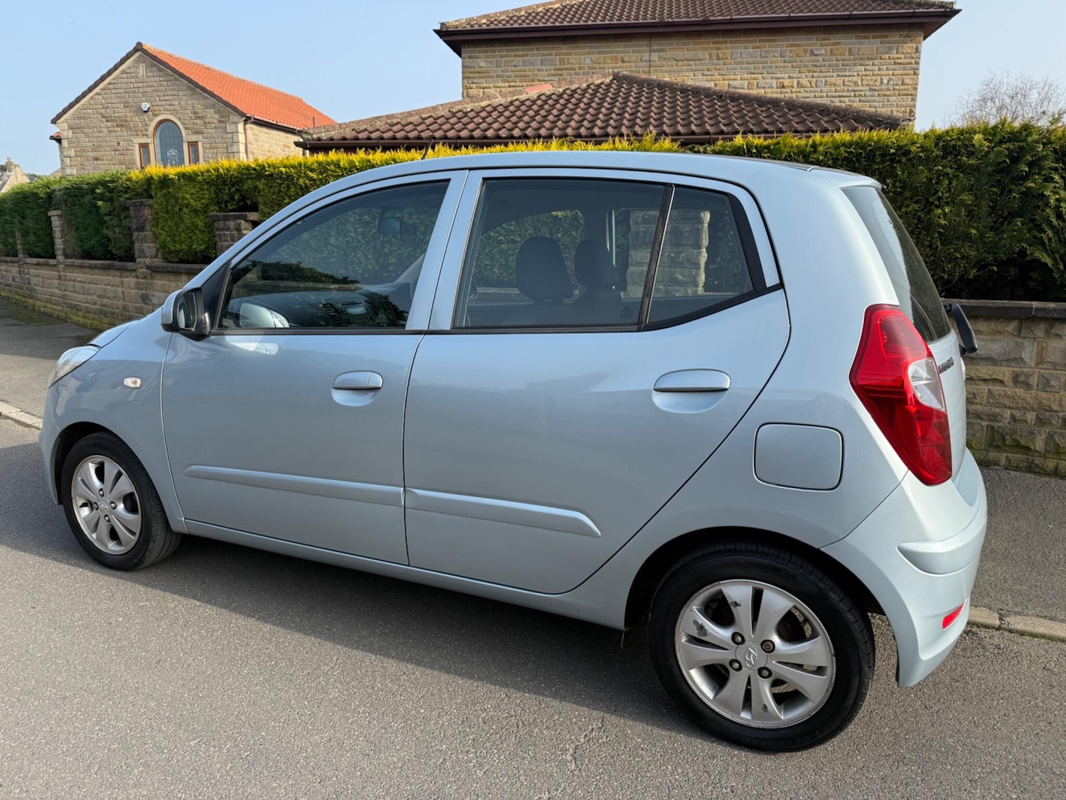 Used Hyundai i10 for sale - 77769079: Photo 38