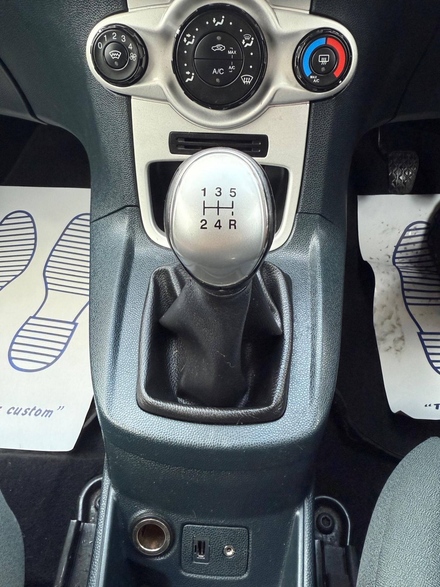 Used Ford Fiesta 2011 for sale - 77238078: Photo 22