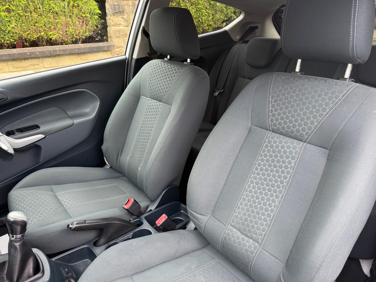 Used Ford Fiesta 2011 for sale - 77238078: Photo 39