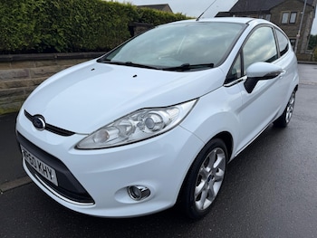 Used Ford Fiesta 2011 for sale - 77238078: Photo