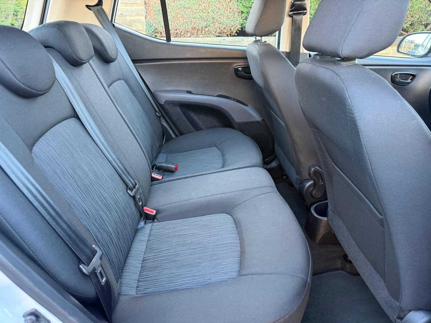 Used Hyundai i10 2014 for sale - 77753838: Photo 25