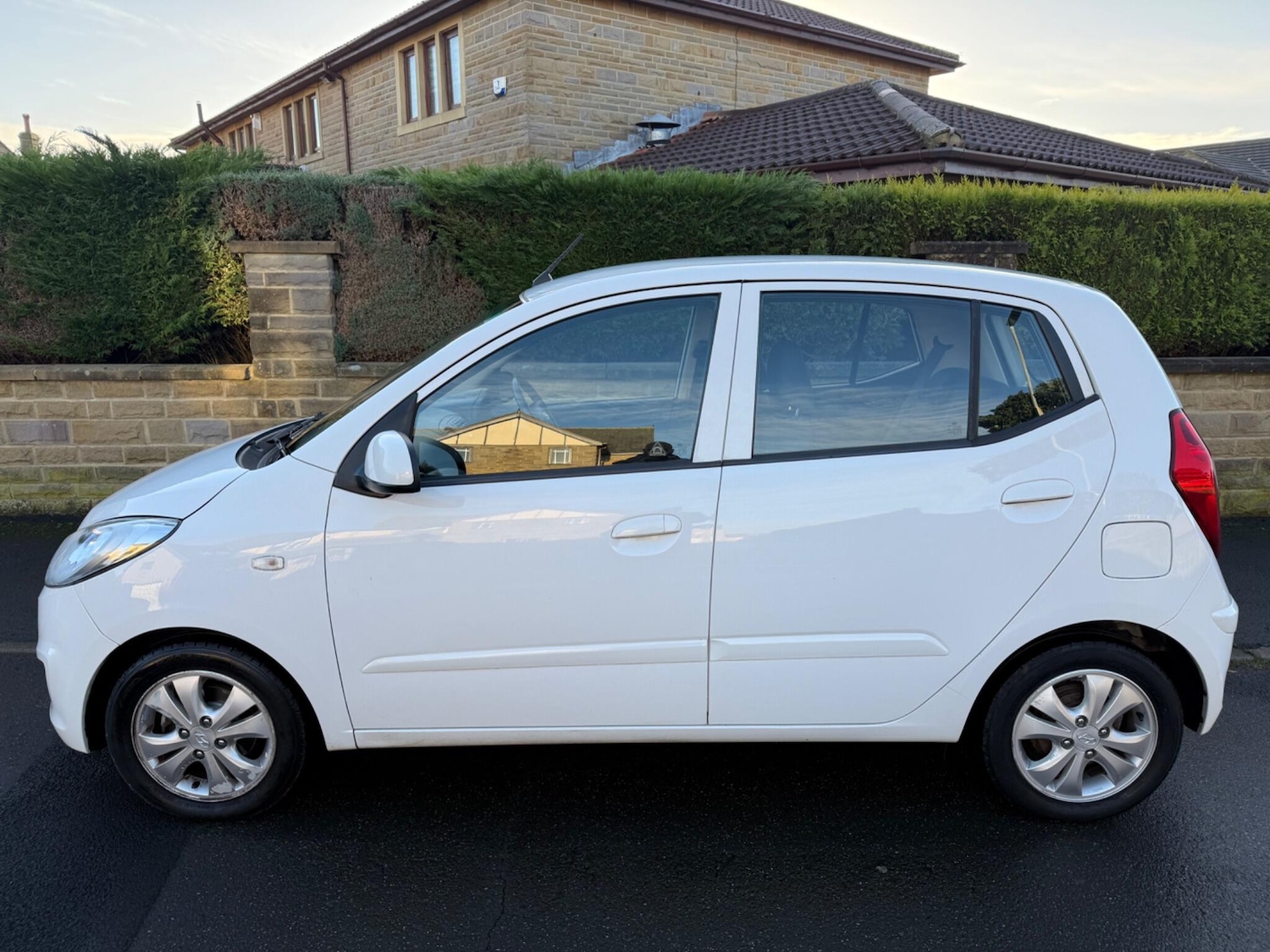 Used Hyundai i10 2014 for sale - 77753838: Photo 9