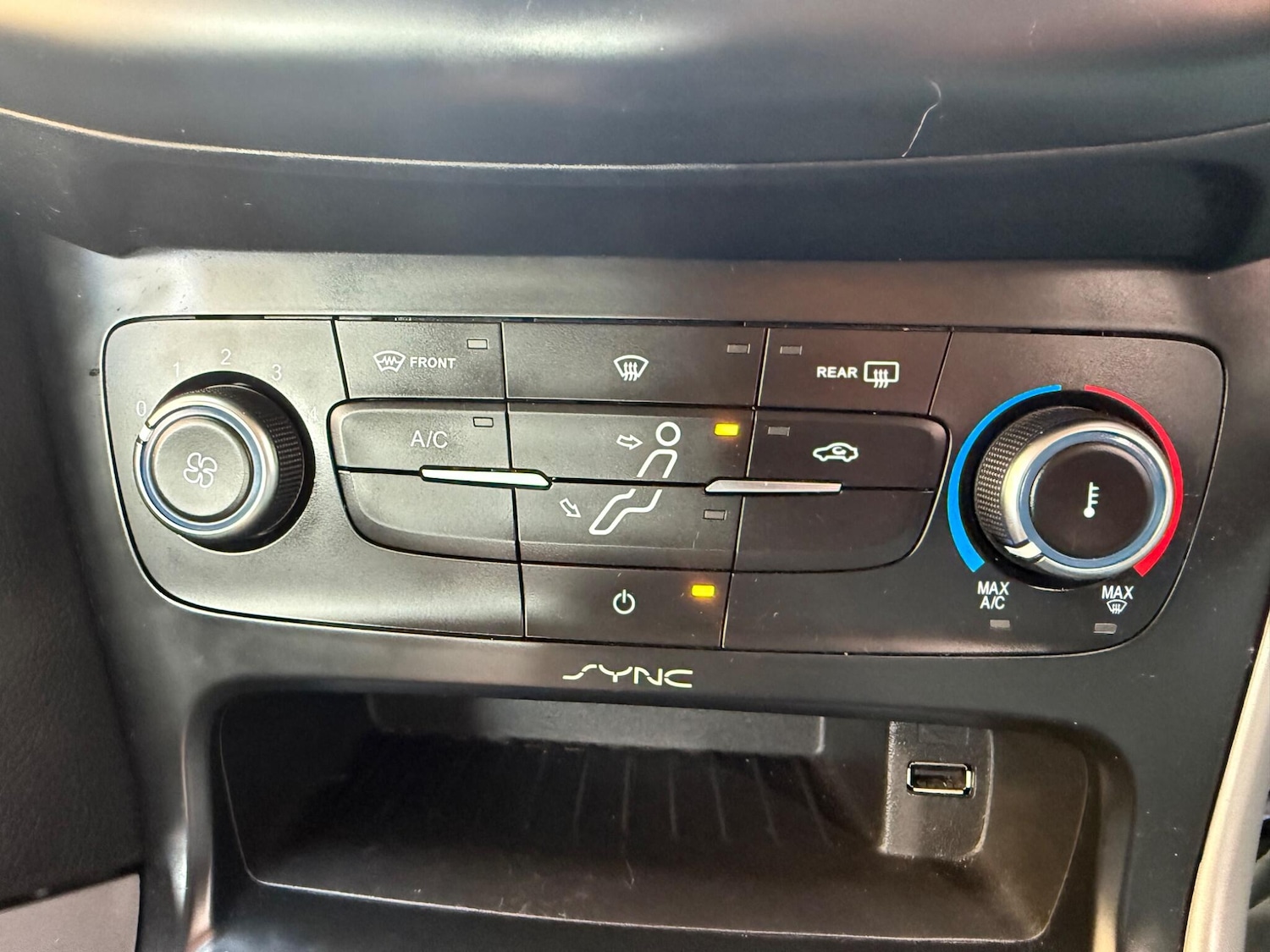 Used Ford Focus 2015 for sale - 78085809: Photo 32