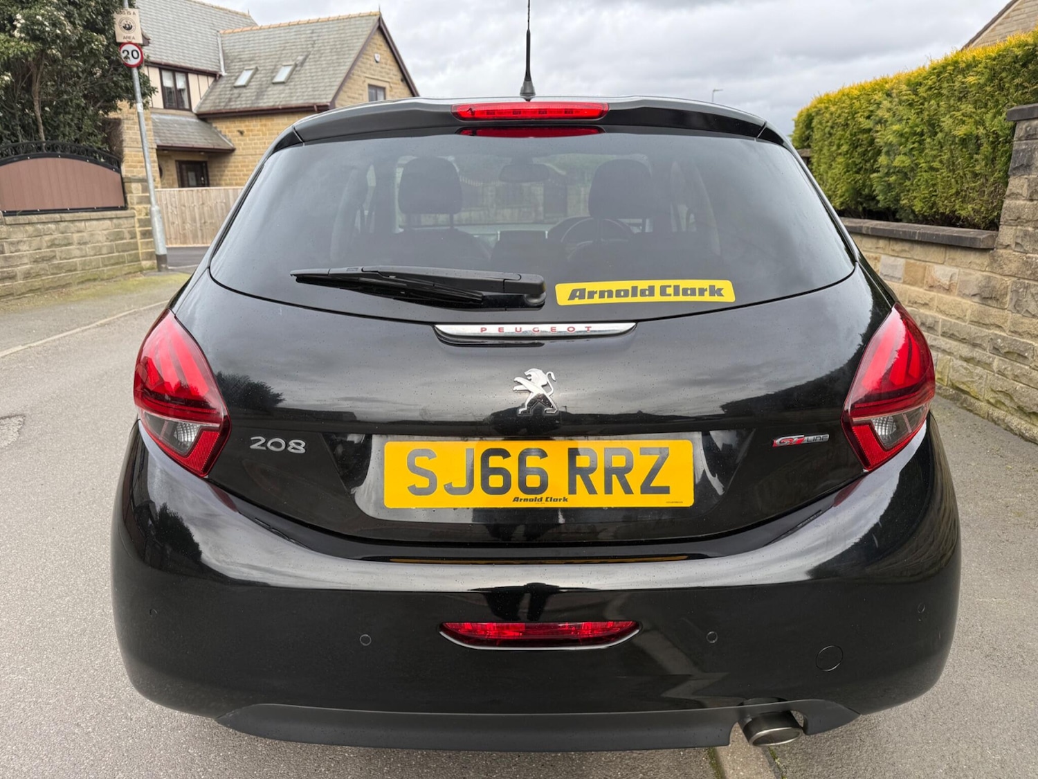 Used Peugeot 208 2016 for sale - 77853783: Photo 14