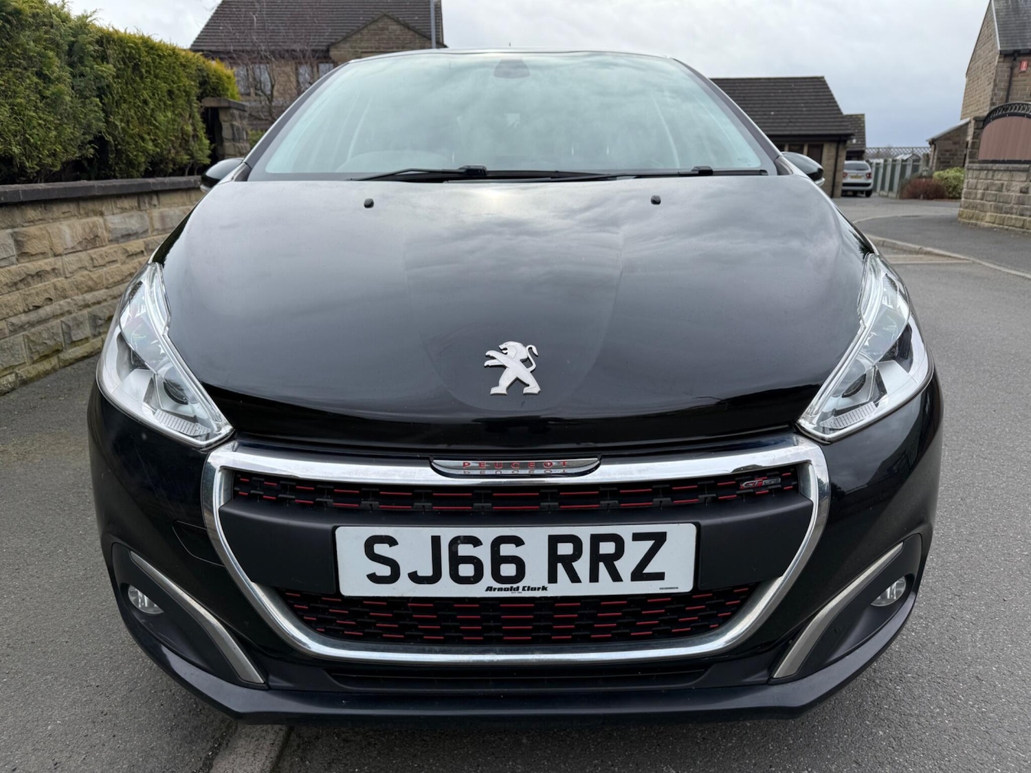 Used Peugeot 208 2016 for sale - 77853783: Photo 2