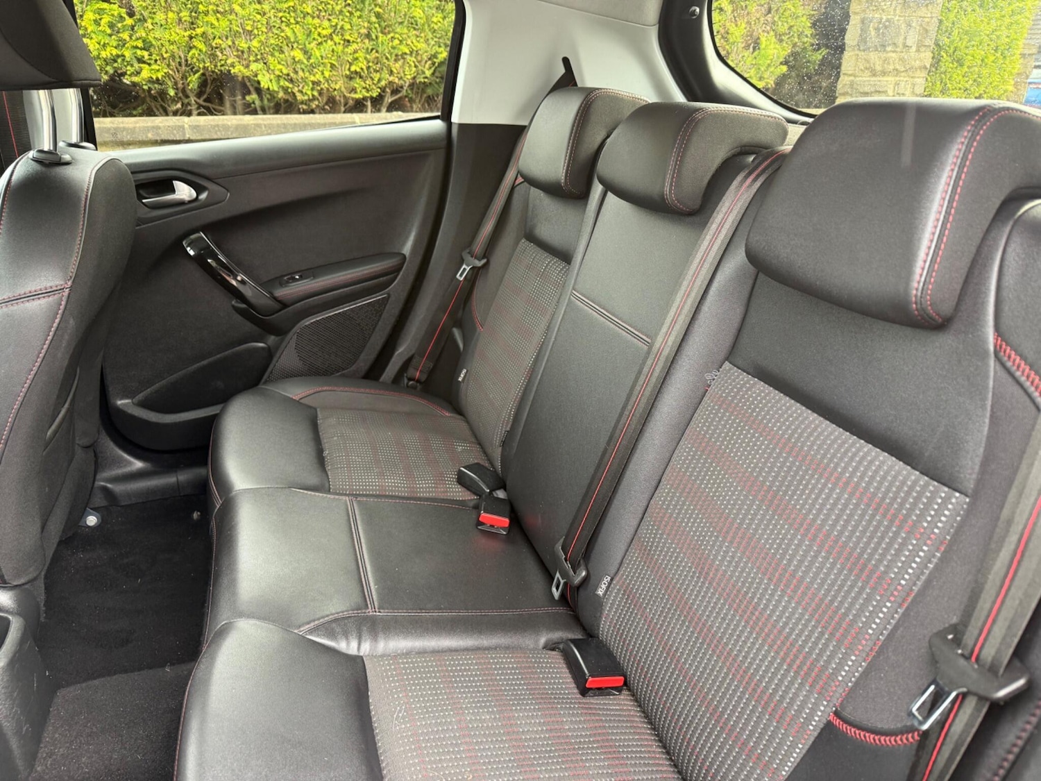 Used Peugeot 208 2016 for sale - 77853783: Photo 26