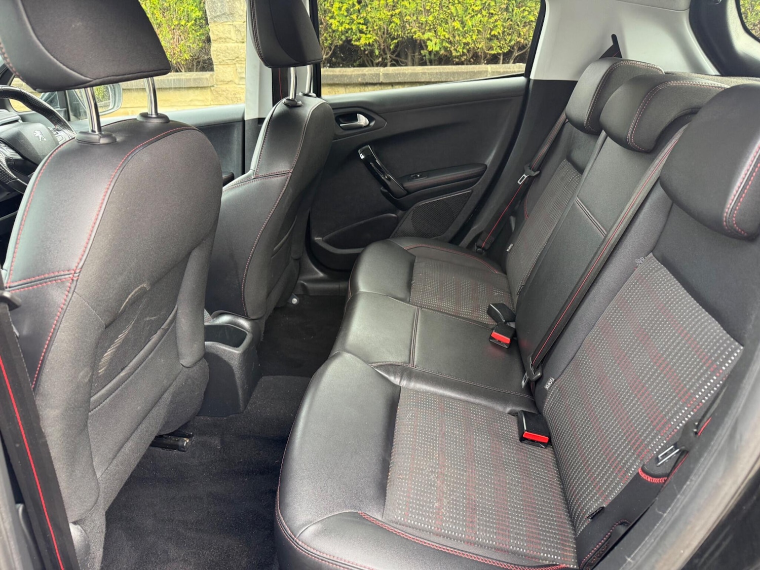 Used Peugeot 208 2016 for sale - 77853783: Photo 28