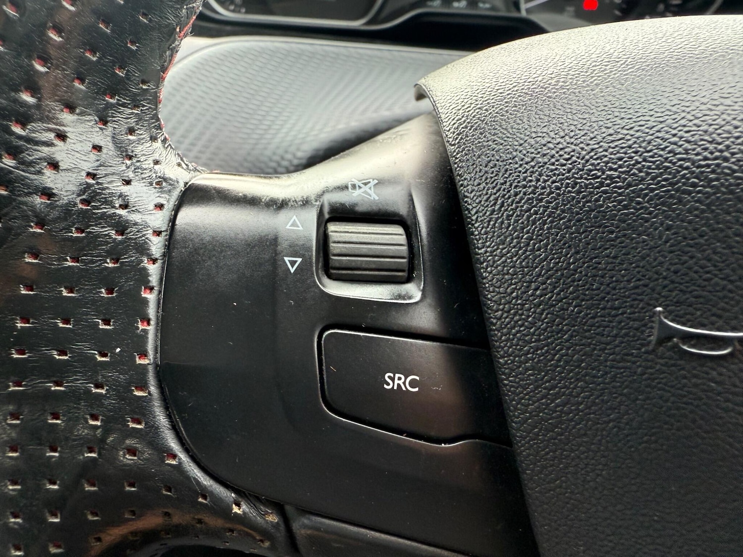 Used Peugeot 208 2016 for sale - 77853783: Photo 34