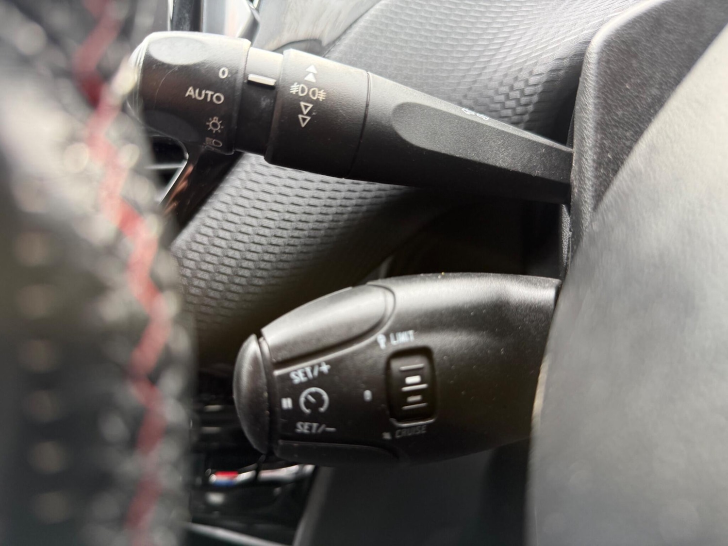 Used Peugeot 208 2016 for sale - 77853783: Photo 37