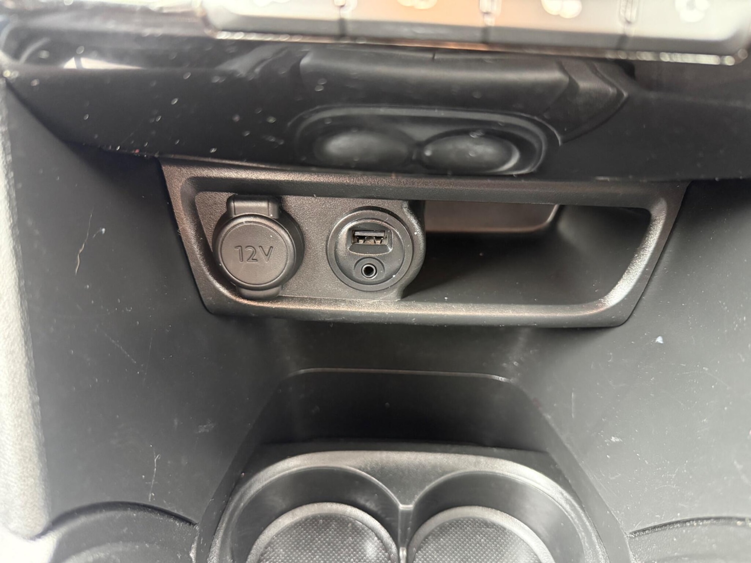 Used Peugeot 208 2016 for sale - 77853783: Photo 38